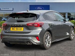 Ford Focus 1.0T EcoBoost MHEV ST-Line Hatchback 5d - Image 4