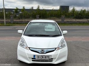 2013 Honda Fit 1.3 Hybrid Automatic - Image 2