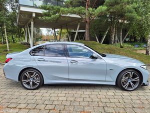 BMW 330e XDrive MSport INDIVIDUAL - Image 3