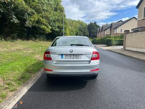 Skoda Octavia 2017 AUTOMATIC ( NCT 02/27) - Image 4