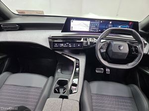 Peugeot 3008 1.2 Allure MHEV 136BHP Auto - Image 4