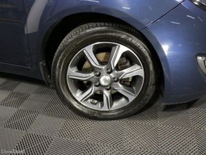 Hyundai ix20 Deluxe 1.4L Petrol Hatchback - Image 3