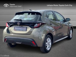 Toyota Yaris 1.5 - Image 2