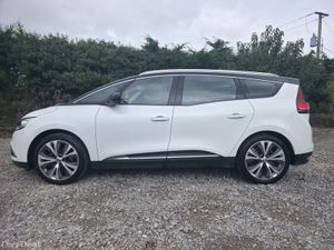 2017 Renault Grand Scenic 1.5 DCI Dynamique - Image 2