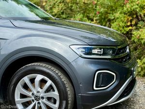 2023 Volkswagen T-Roc Style 1.5 TSI 150HP DSG Auto - Image 4