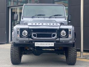 Land Rover Defender 90 Pick-Up - Image 2