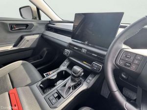 Toyota RAV4 4WD !BRAND NEW! Panoramic sunroof, ADV - Image 2