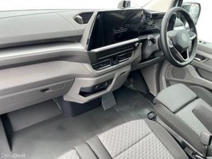 Volkswagen Caravelle Life LWB 240 PHEV - Image 2