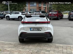 Toyota C-HR HEV Sol - Image 4