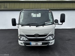 TOYOTA DYNA 3.0 D4D - Image 2