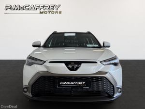 2024 Toyota Corolla Cross Z 1.8 Hybrid, Sunroof - Image 2