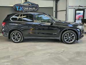 17 BMW X5 XDRIVE 7 SEATER - Image 2