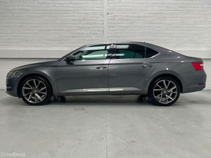 Skoda Superb SE Tech(Style) 2.0TDI 150bhp DSG Auto - Image 4