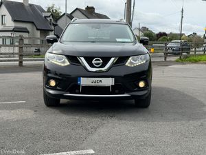 Nissan X-Trail 2014 automatic 7 seater one owner - Image 2