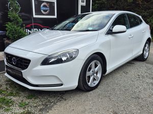 Volvo V40 Automatic Low Kms 2015 - Image 4