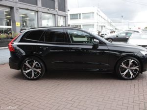 2024 VOLVO XC60 RECHARGE AWD T6 - Image 3