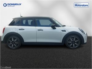 MINI HATCHBACK Cooper Exclusive - Image 4