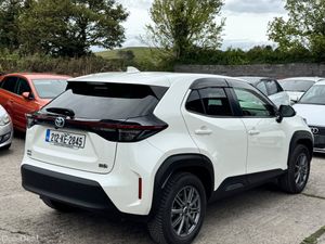 Toyota Yaris Cross 1.5 Hyrbid 72000kms 2021 - Image 4