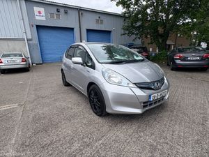 Honda Fit 1.3 Hybrid Petrol 2013 - Image 3