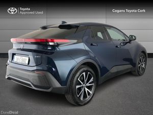 Toyota C-HR Hybrid Sport - Image 2