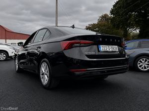 222 Skoda Octavia 2.0TDI 115 AMBITION - Image 3