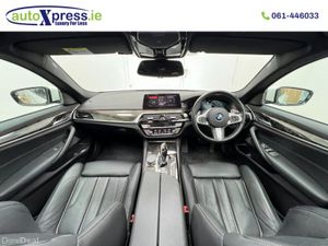 BMW 5-Series M-SPORT 523d , Panoramic sunroof, Aut - Image 2