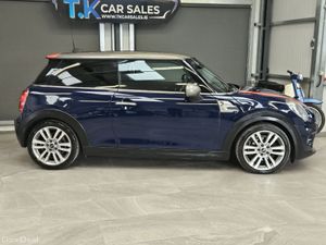 17 MINI COOPER 1.5 DIESEL - Image 2