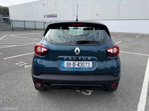 Renault Captur PETROL, DYNAMIQUE MODEL, HUGH SPEC, - Image 4
