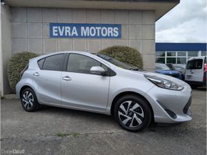 Toyota Aqua S STYLE AUTOMATIC HYBRID 1.5 PETROL // - Image 3