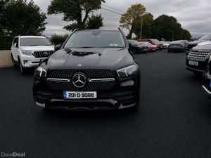Mercedes GLE 300 7 SEATER AMG NIGHT PACK - Image 2