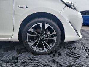 Toyota Aqua Toyota Aqua 1.5 self charging hybrid, - Image 2
