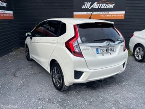 Honda Fit 1.5 HYBRID AUTO - Image 4
