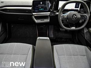 Renault Megane E-Tech Techno Comfort Range  220 El - Image 2