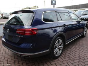 2.0TDI 150BHP ALLTRACK 5DR ESTATE AUTO // 1 OWNER - Image 4