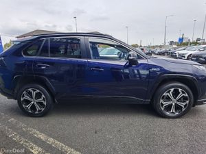 TOYOTA RAV4 2.5 SPORT AUTOMATIC PHEV - Image 4