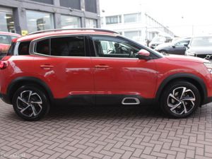 2.0HDI SHINE EDITION 5DR ESTATE AUTOMATIC // 1 OWN - Image 3