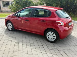 2014 )142) Peugeot 208 *tax*Nct low kms* - Image 4