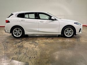 BMW 1-Series 120 NEW MODEL - 1.5 HYBRID AUTOMATIC - Image 3