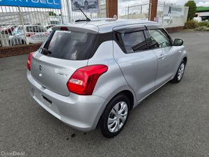 (2yr warranty) 1.3 Petrol Automatic Low Kms - Image 4