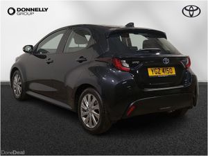 Toyota Yaris Hatchback Icon - Image 3