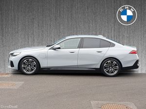 BMW 5-Series 530e M Sport Saloon - Image 4