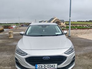 Ford Focus Connected 5D 1.5TD120 S6.2 A8 - Image 2