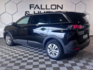 Peugeot 5008 1.2 7 SEATER LOW KMS 2022 - Image 4