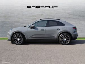 Porsche Macan Electric - Image 4