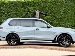 BMW X7 2024 - Image 3