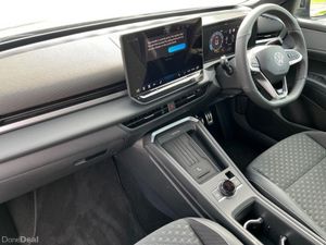 Volkswagen T-Roc R-L 1.5TSI 150HP MHEV - Image 2