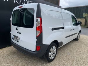 KANGOO MAXI ZE AUTO // LOW MILEAGE // CVRT 07/27 - Image 3
