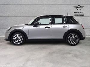 Mini Cooper Cooper C 5 Door - Image 3