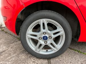Ford Fiesta TITANIUM 1.25 60PS M5 4 MCA 4DR - Image 3