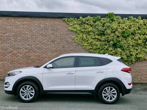 Hyundai Tucson EXECUTIVE FINANCE AVAILABLE - Image 4